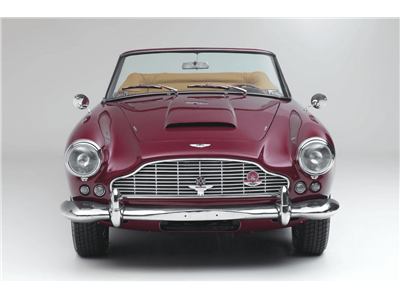 Chiêm ngưỡng xe cổ Aston Martin DB4 Convertible 1962, tăng tốc chỉ trong 30 giây
