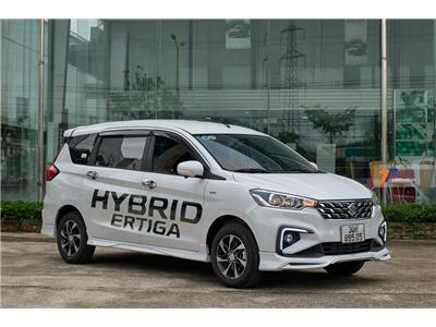 Suzuki Ertiga Hybrid giảm giá kịch sàn đón Tết Nguyên đán, chỉ còn từ 495 triệu đồng