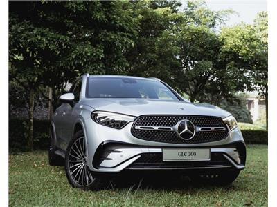 Hé lộ giá bán của Mercedes-Benz GLC 2023 sắp ra mắt Việt Nam vào tháng sau