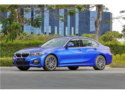 BMW 3-Series sản xuất năm 2021 nhưng chưa từng lăn bánh được hãng rao bán rẻ hơn cả Toyota Camry