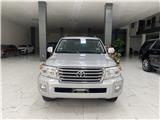 Bán xe Toyota LandCruiser 4.6 V8, sản xuất 2015, giá cực tốt