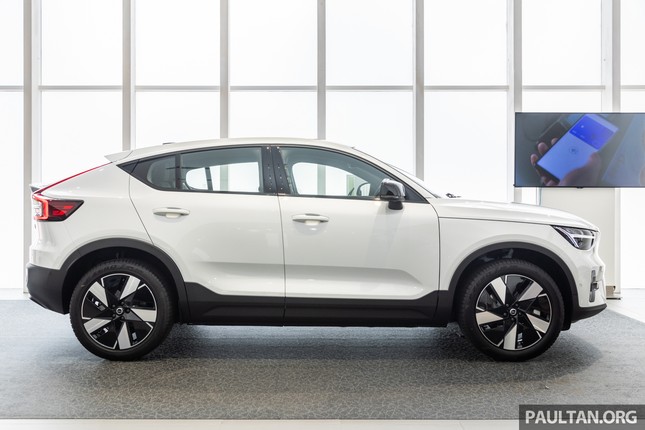 2024-volvo-c40-recharge-ext-3-7910.jpg